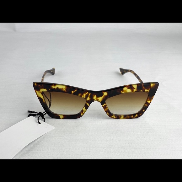 DITA Designer Sunglasses - Erasur - Picture 4 of 8
